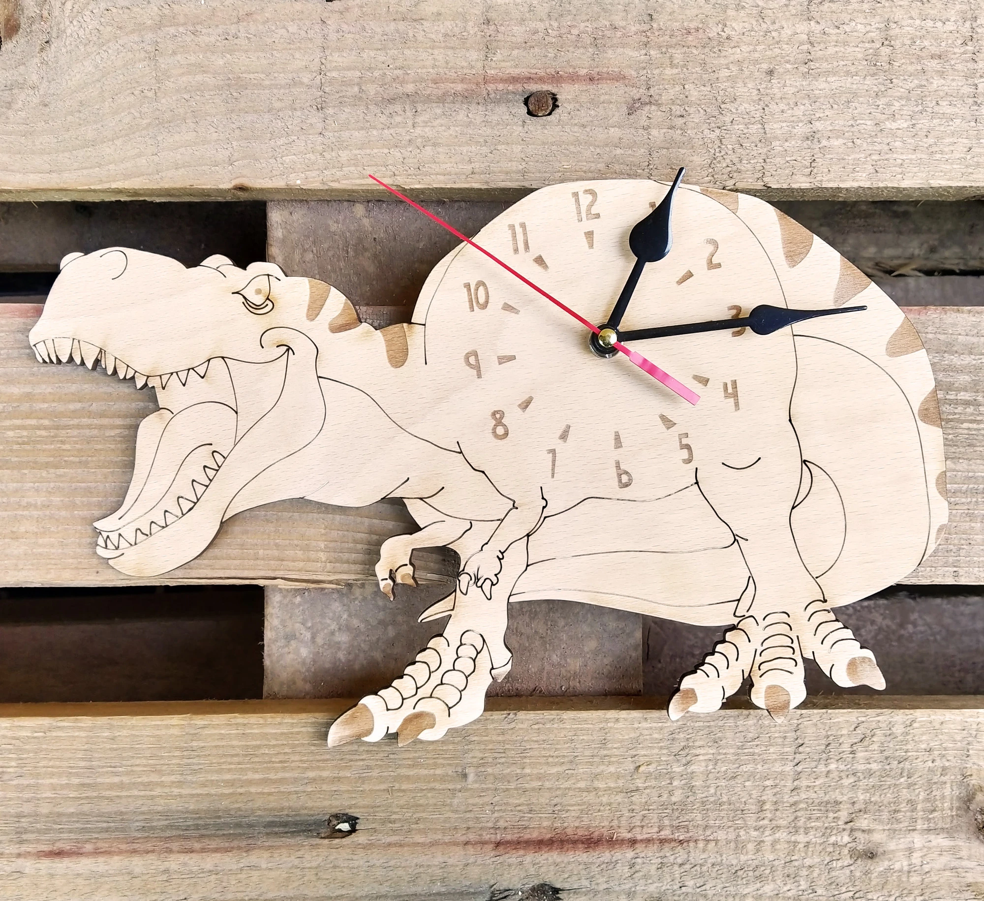 Детски, гравиран, дървен часовник за стена-Динозавър