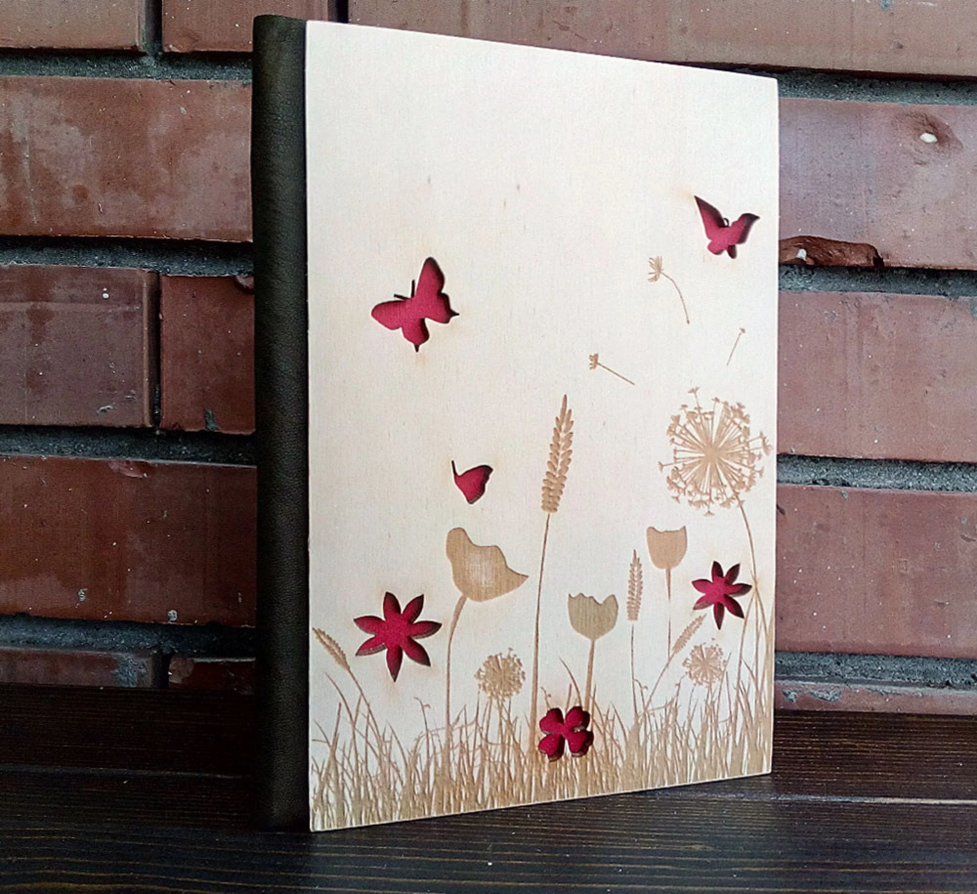 Луксозен тефтер с дървени корици - Поляна