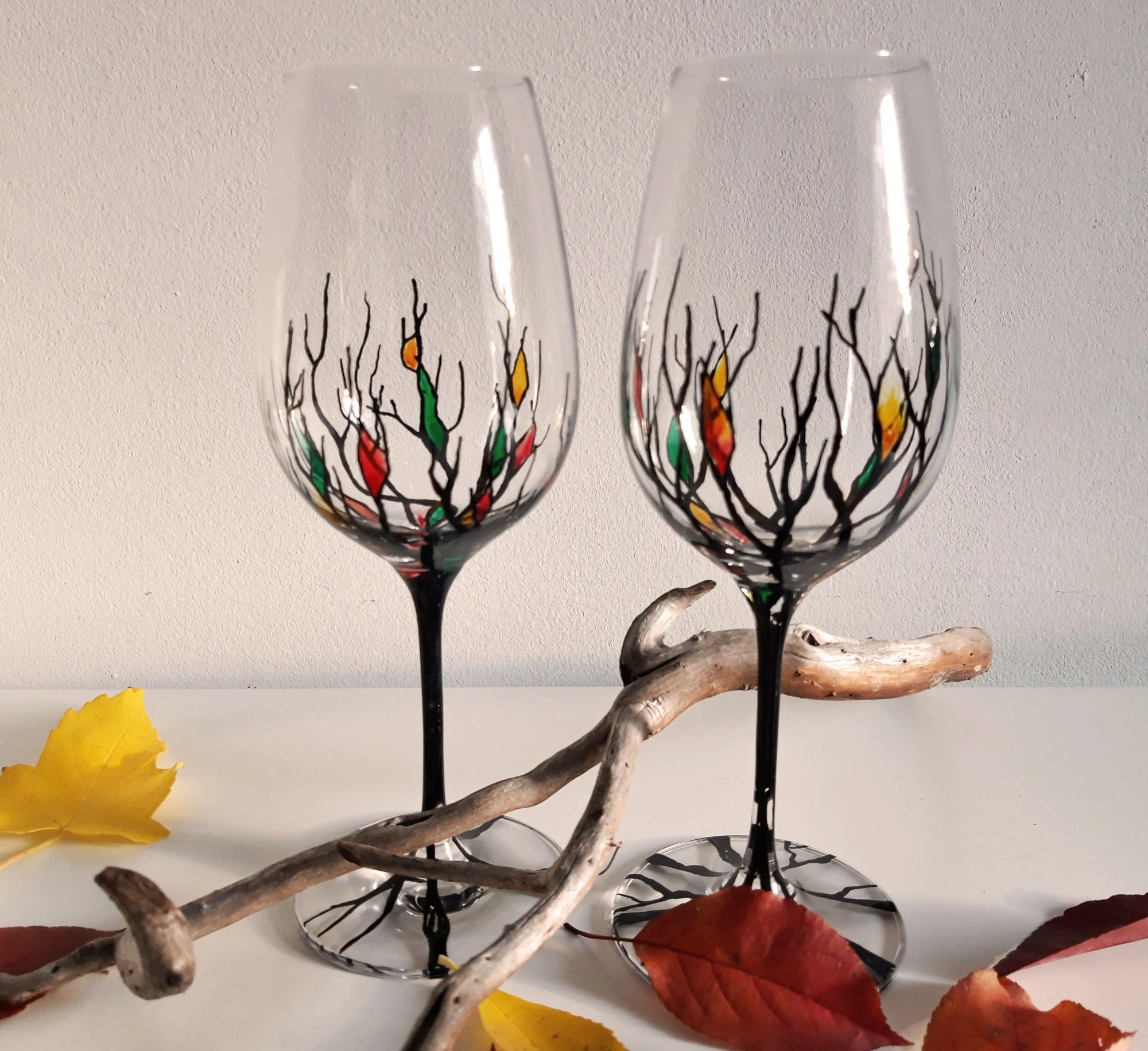 Рисувани чаши за вино -Есен
