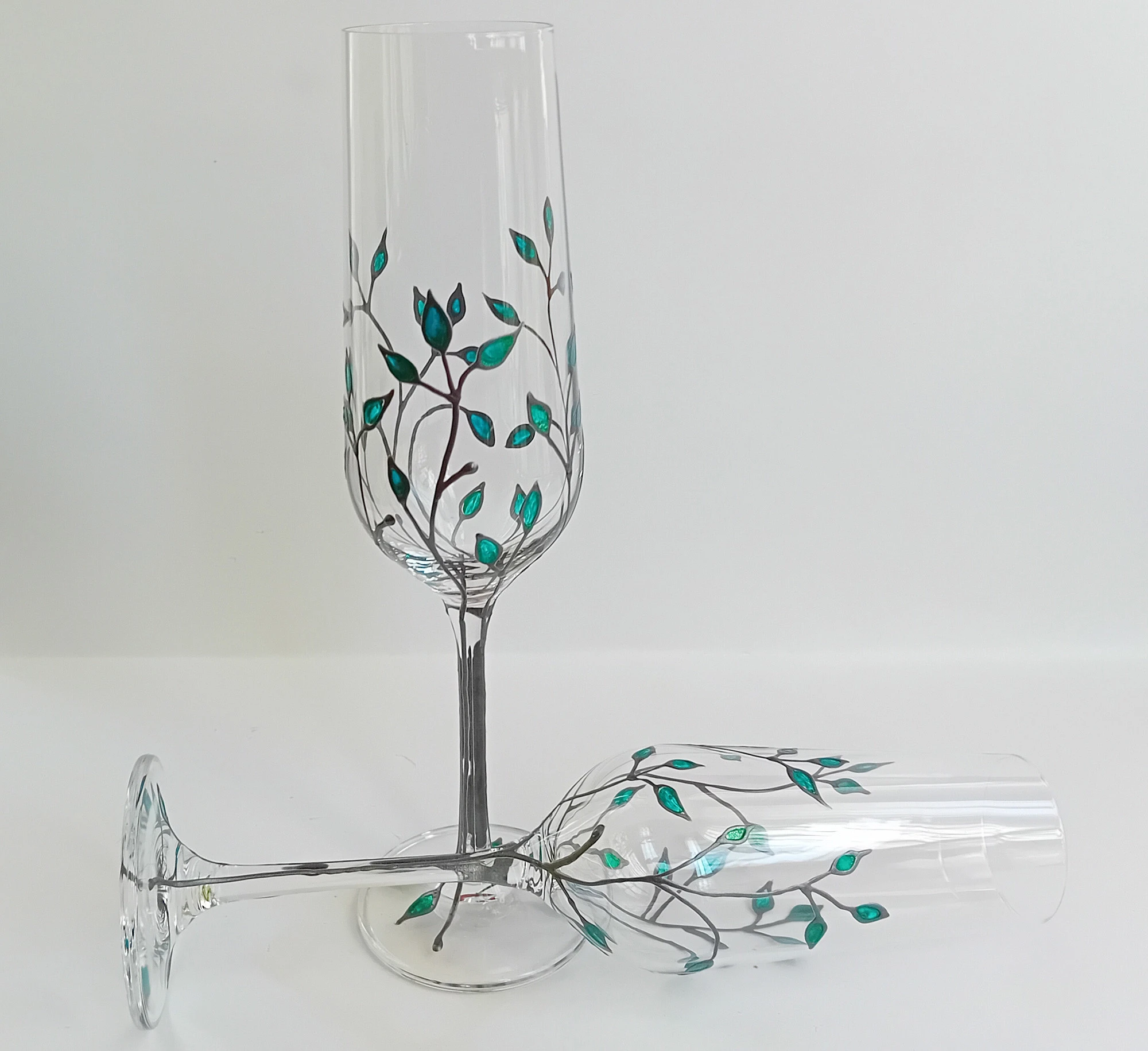 Ръчно рисувани чаши за вино - Цветя шампанско