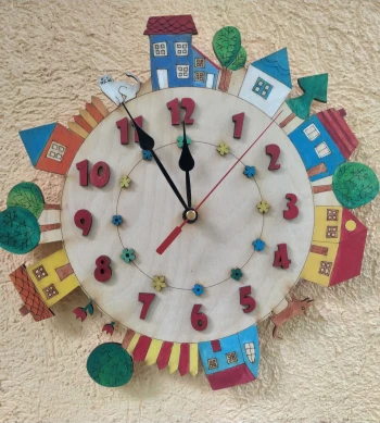 Детски дървен часовник за стена - 30 см.
