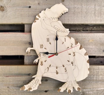 Детски, гравиран, дървен часовник за стена-Динозавър
