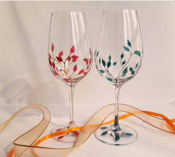 Рисувани чаши за вино - Цветя